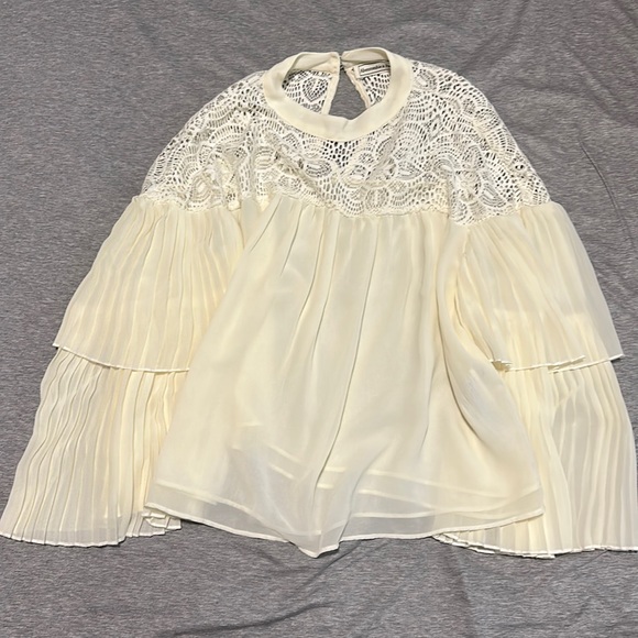 Abercrombie & Fitch Tops - Abercrombie and Fitch white lace blouse